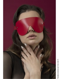Фото червона шкіряна маска на очі feral feelings - blindfold mask в профессиональном Секс Шопе