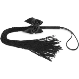Фото bijoux indiscrets - lilly - fringe whip - плеть украшена шнуром и бантиком (чёрная) в профессиональном Секс Шопе