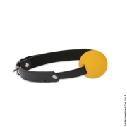 Садо-мазо (БДСМ) игрушки и аксессуары - кляп чорний з жовтою кулькою фото